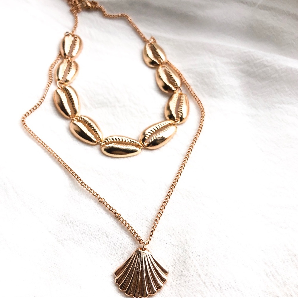 🐚 Boho Gold Two Layers Shell Necklaces - Picture 5 of 6